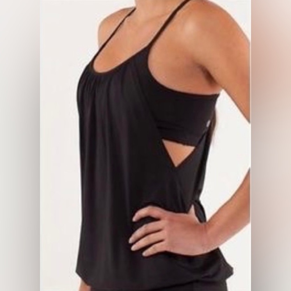 Lululemon black tank/bra size 4 GUC - Picture 3 of 8
